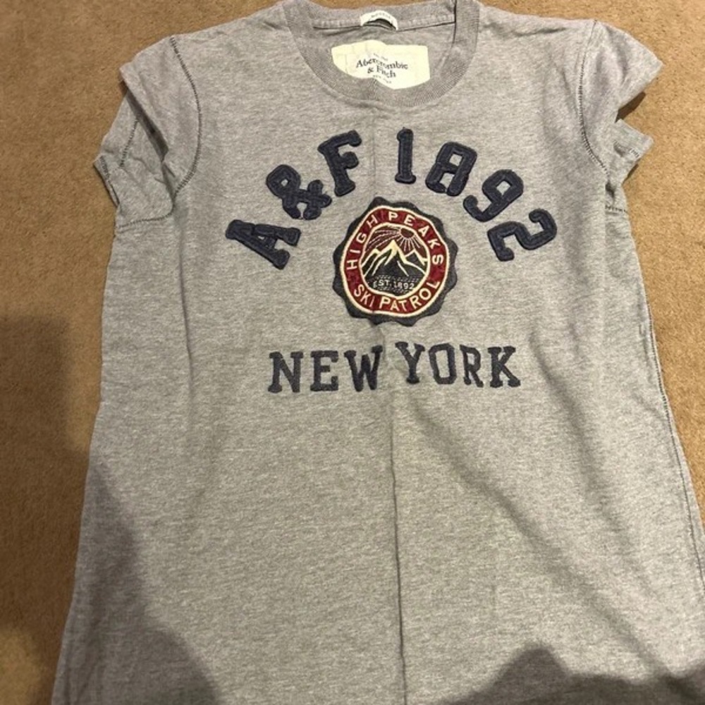 H&M Kids Gray Graphic Tee